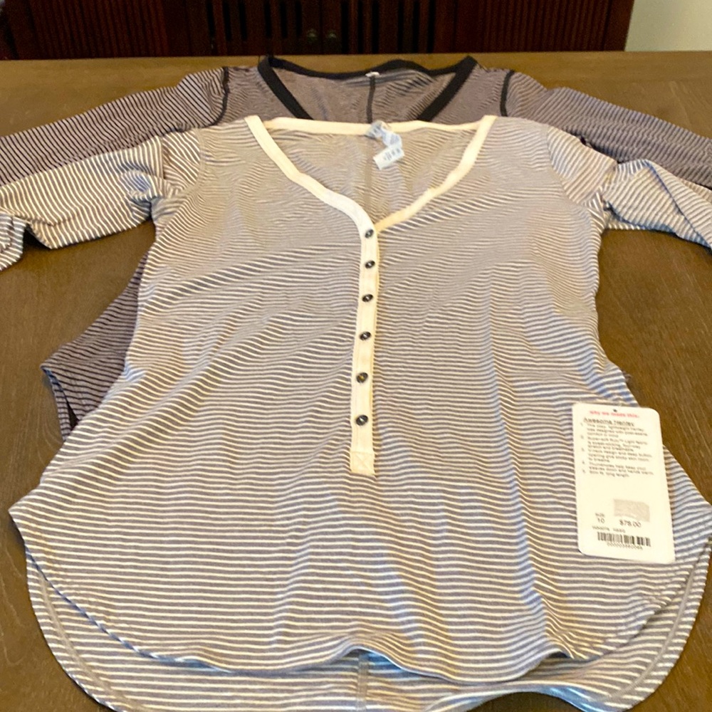 Lululemon size 10 form fitting tops